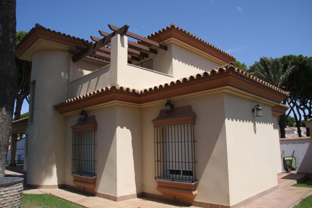 Moderno Y Amplio Chalet, Con Piscina Privada Chiclana de la Frontera Esterno foto